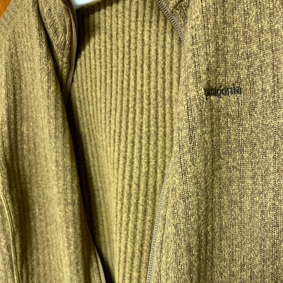 *SOLD* Patagonia Better Sweater Cables Jacket - Picture 4 of 8